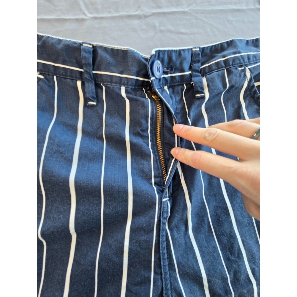Lee Bermuda Shorts Striped Nave Blue W31 90s Retro Old Money Minimalist - Picture 8 of 16
